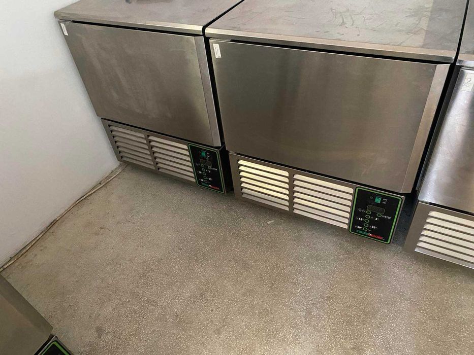 Оборудване для замразени храни