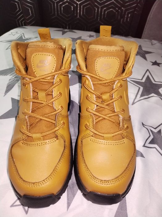 Nike Manoa Leather. Зимни Обувки 31 номер