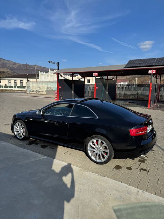 Audi a5 2.0 tfsi 211 cp quattro