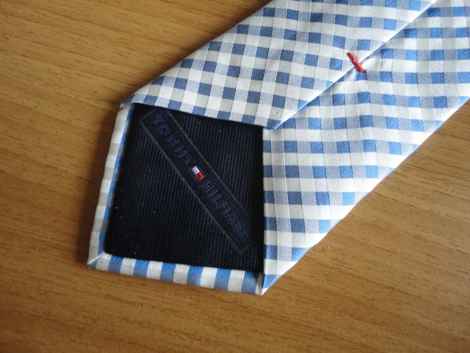 Hugo Boss/нова/оригинална вратовръзка