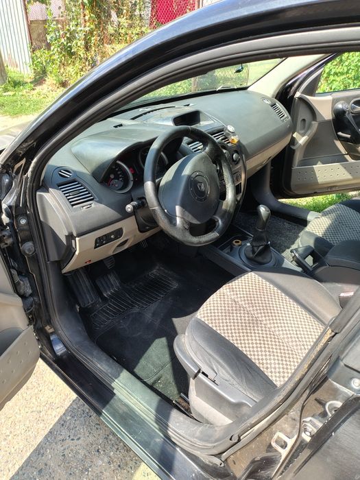 RENAULT 4 2004 — imagine 3