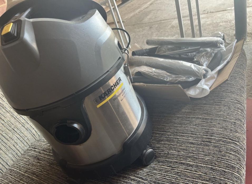 Продаю пылесос для авто