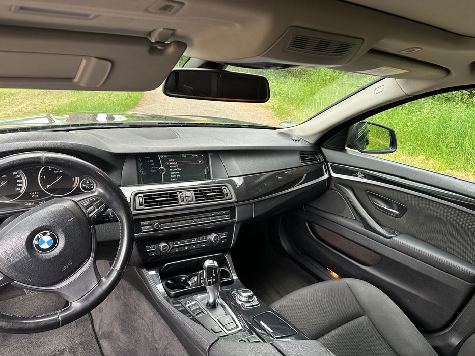 BMW 5 Series 2011 — imagine 4