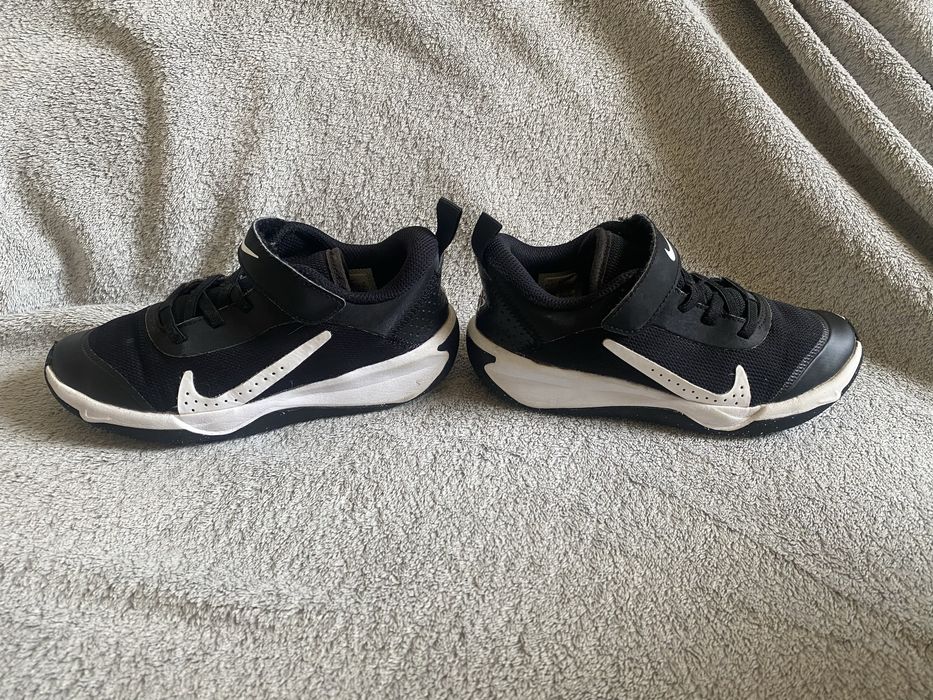 Pantofi sport Nike  nr:31.5.