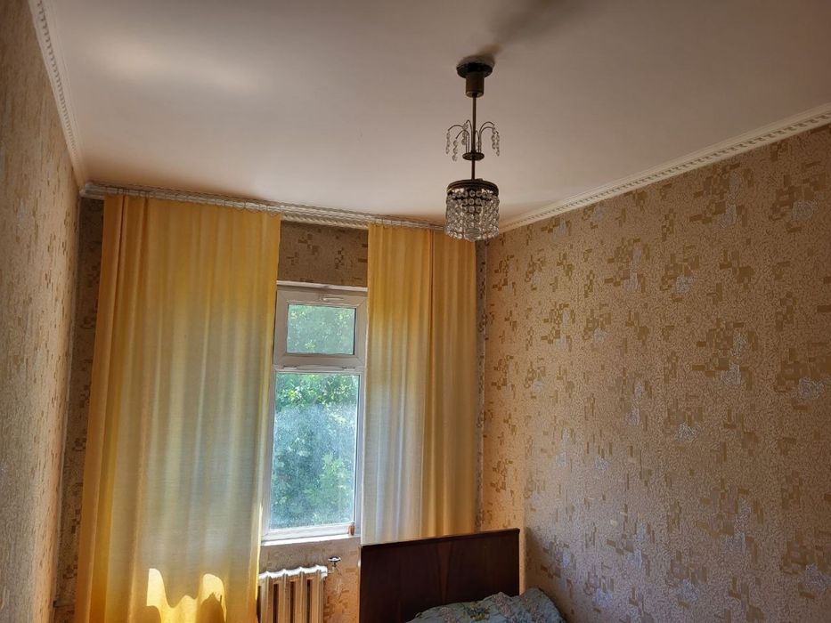 Продается 4х комнатная квартира на Юнусабаде 12 квартал.