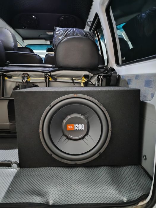 Pioneer 4250   JBL1200