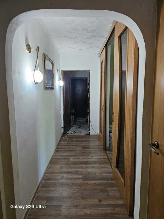 продам 3-х комнатную квартиру