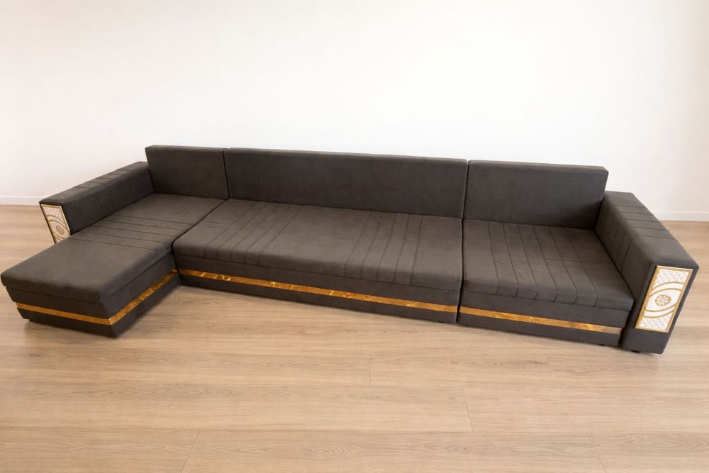 Продам диван в хорошем состоянии