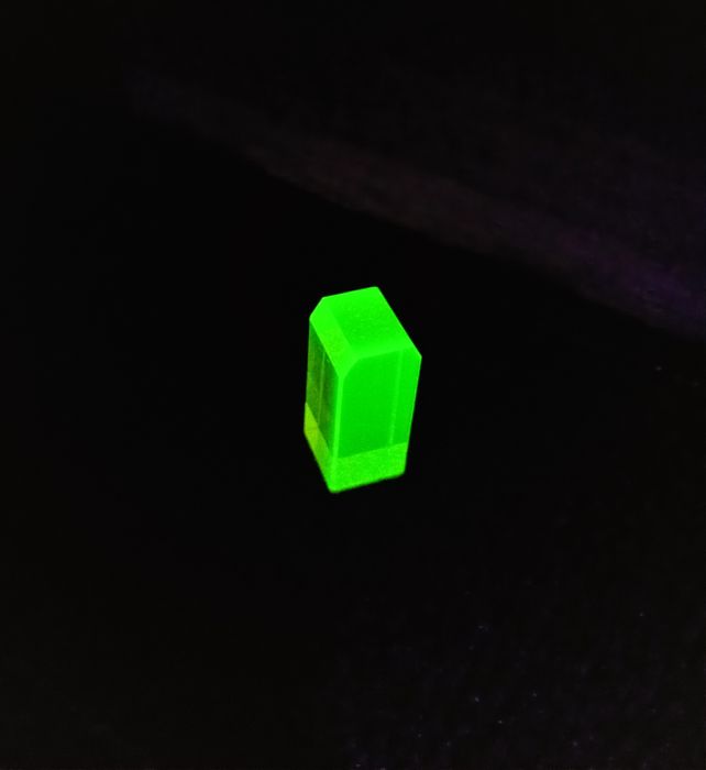 Piesă rară Sticlă de Uraniu - Artefact laborator - Fluorescență UV