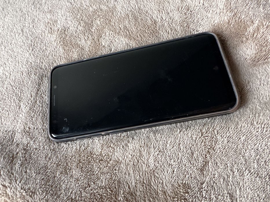 Продам телефон Samsung s9 plus