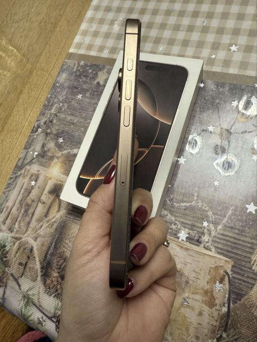 iPhone 16 Pro Gold