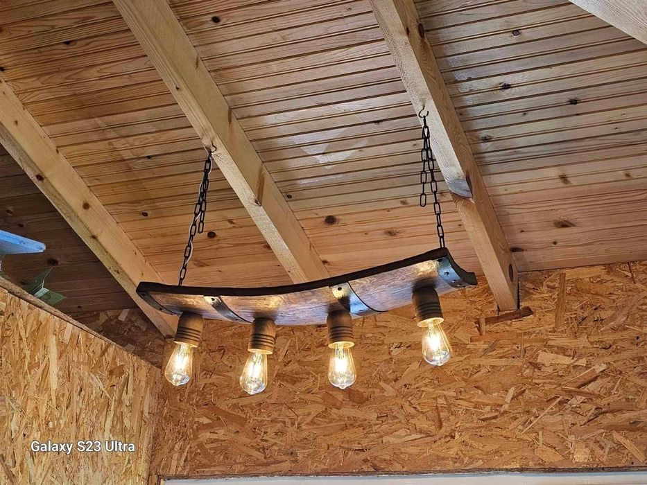 Полилеи от автентични дъбови бъчви с 5 ръчно изработени дървени чашки