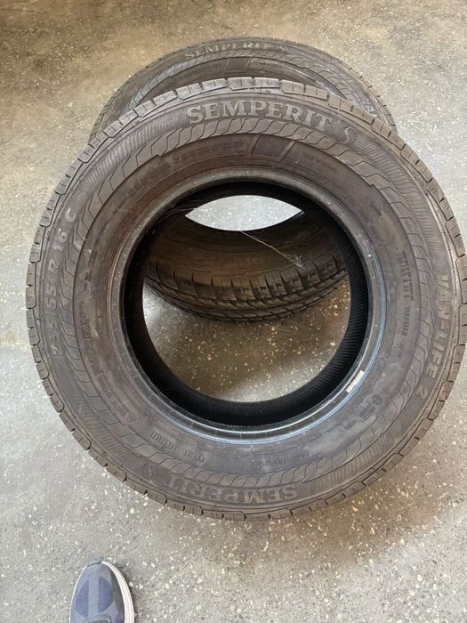 Летни гуми 235/65/16 C