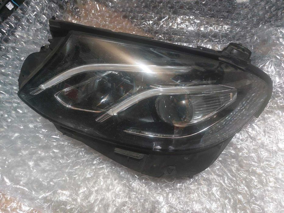 Оригинален необорудван ляв/десен фар Mercedes-Benz W213 E220d 2016-20