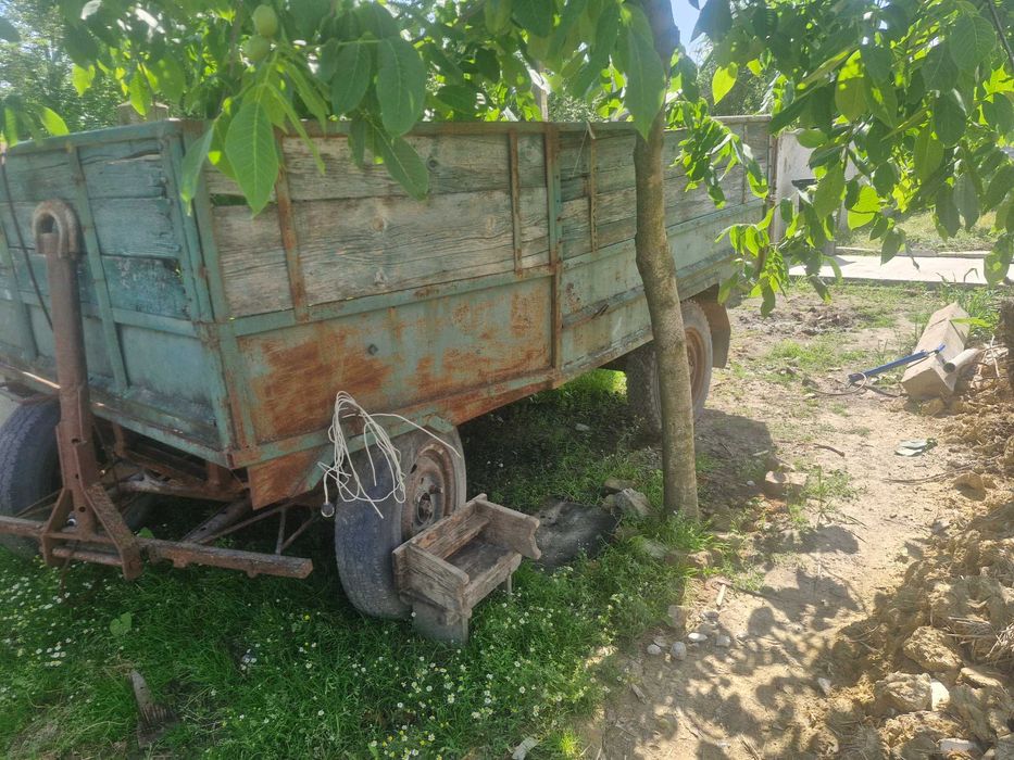 Remorci agricole