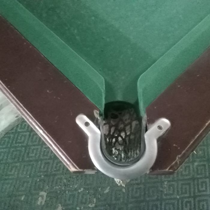 Бильярд стол сотилади