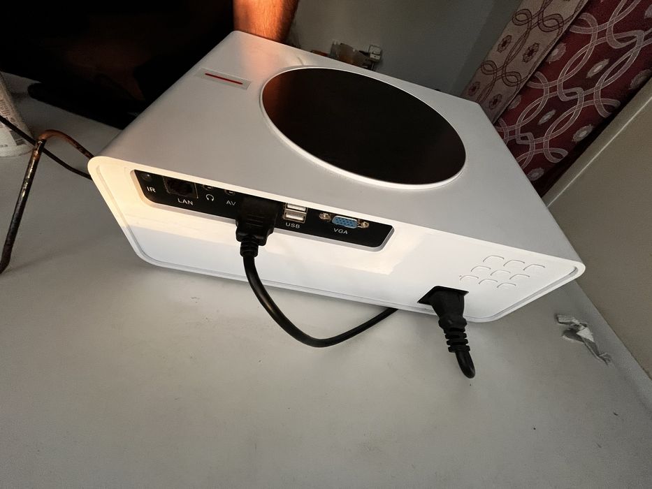Проектор TouYinger Q11W