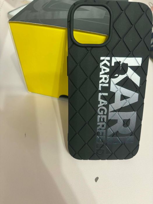 Кейсове - IPHONE 15