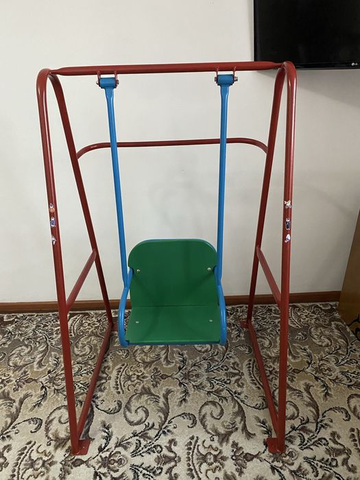Продам Качелю