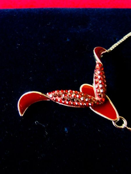 Колие Swarovski оригинално със сертификат