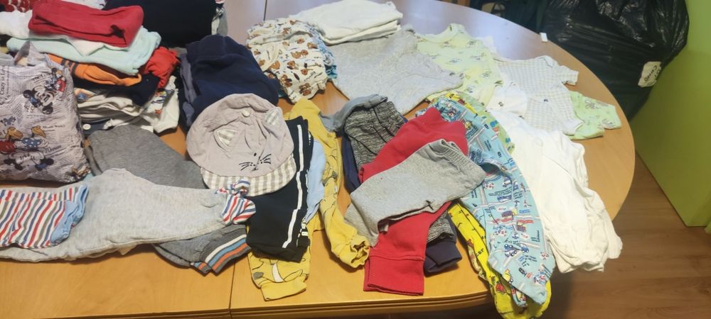 Подарявам дрешки за момче, 0-12м