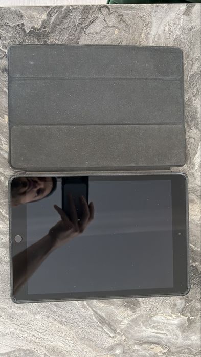 Apple iPad 7 (2019) – 32GB Wi-Fi