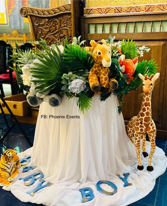 Aranjament cristelnita baietei decor biserica fetite decoratiuni botez