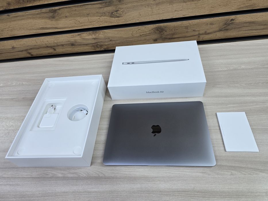 Macbook Air, M1, Ram 8Gb, SSD 256Gb, Retina 2K, EAC