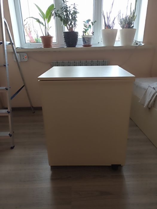 Тумбочка раздвижные