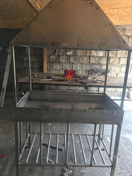 Gratar inox cu hotă