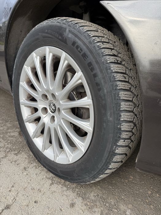 Alfa Romeo 147 1.9 Jtd, 2006г. Климатроник зимни гуми Всичко платено