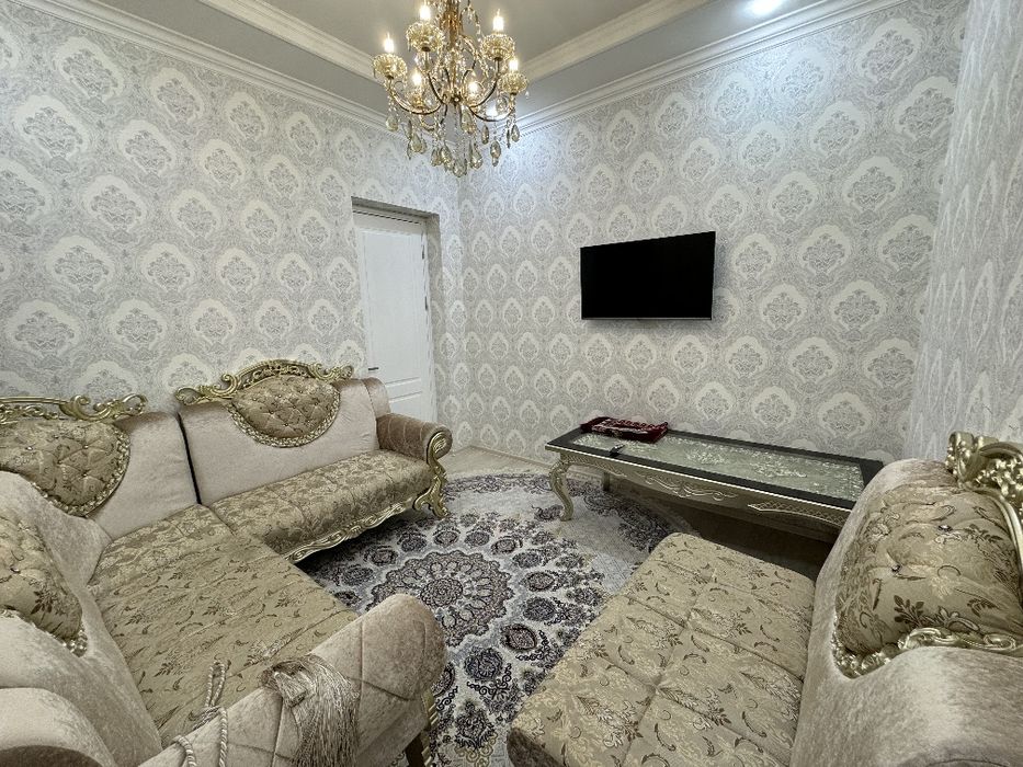 Продаётся свой дом участок.  (Uy sotiladi ) торцевой .