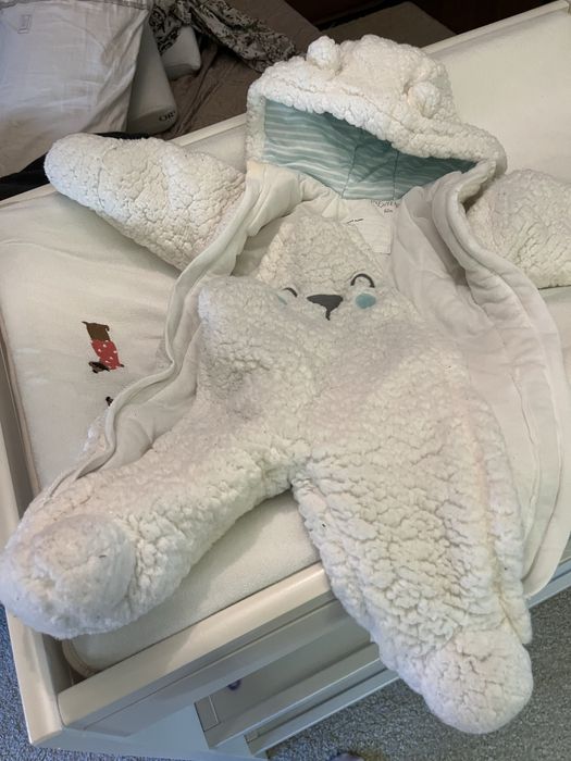 Combinezon fetita 2-6 luni aproape noi