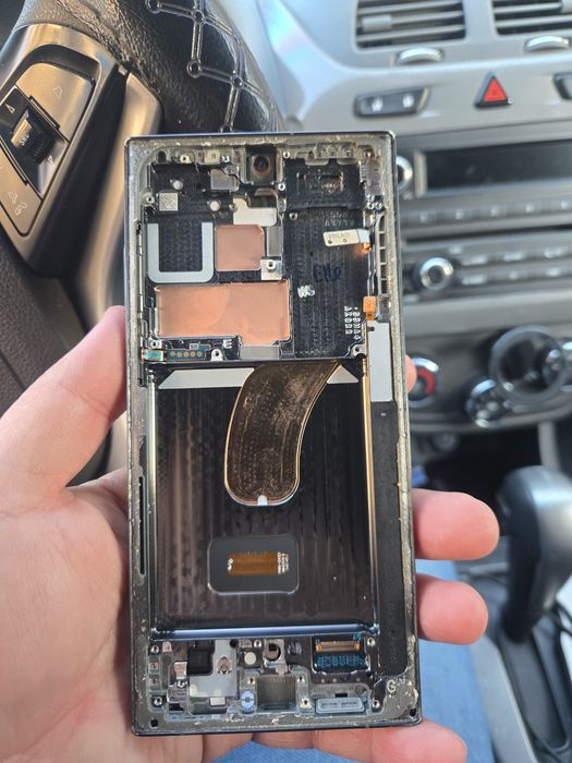 Samsung S 23ultra ekrani abadogi b.n