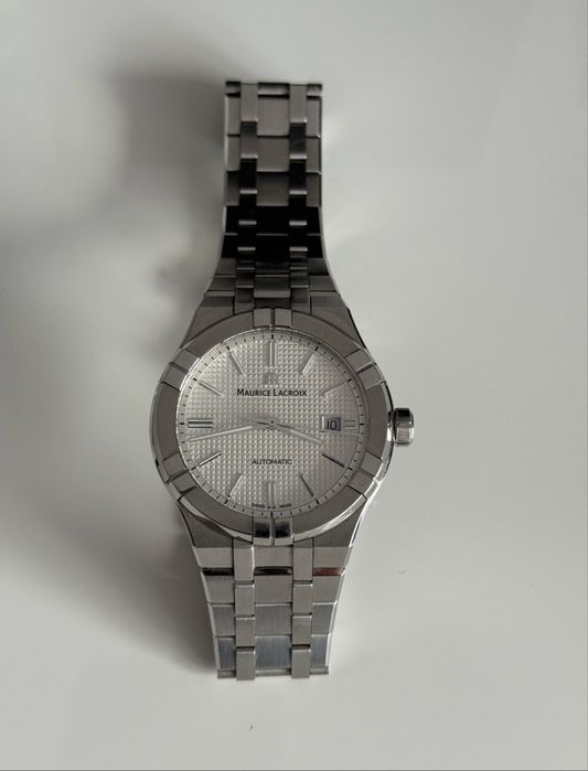 Maurice Lacroix AIKON Automatic | Full Set