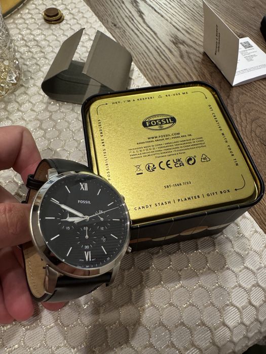 Ceas fossil nou cu garantie