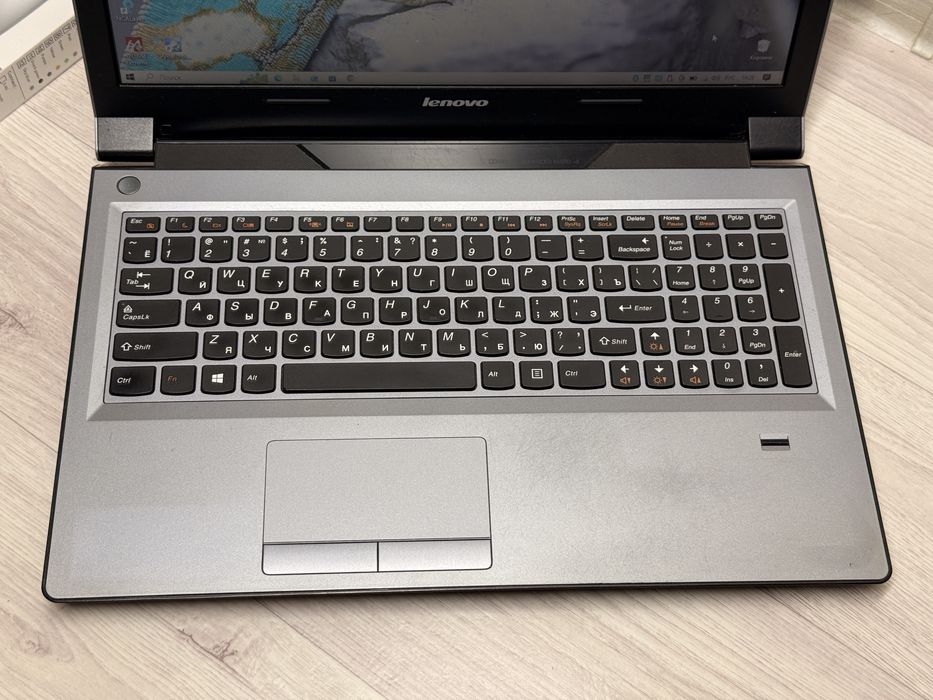 Lenovo SSD i3 СУПЕР ЦЕНА ноутбук