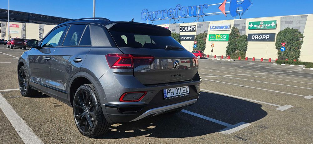 Volkswagen T-Roc Style 1.5 TSI DSG 150 CP  9927 km  IQ.Light Matrix
