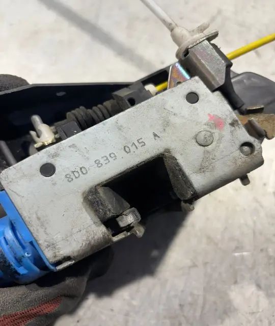 Broasca usa spate stanga Audi A4 1996 1.9 TDI MT (110 hp)