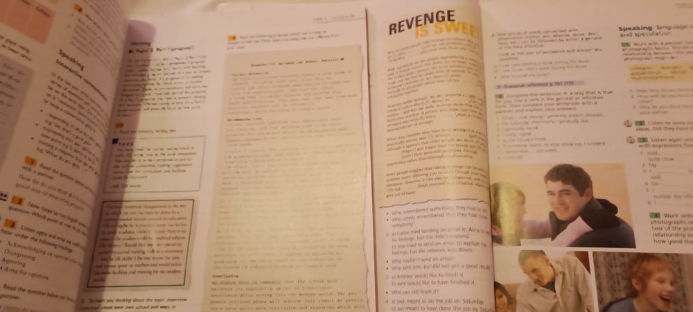 NEW proficiency Gold cu CD +   CAE Gold Plus   coursebook  , aproape ca noi