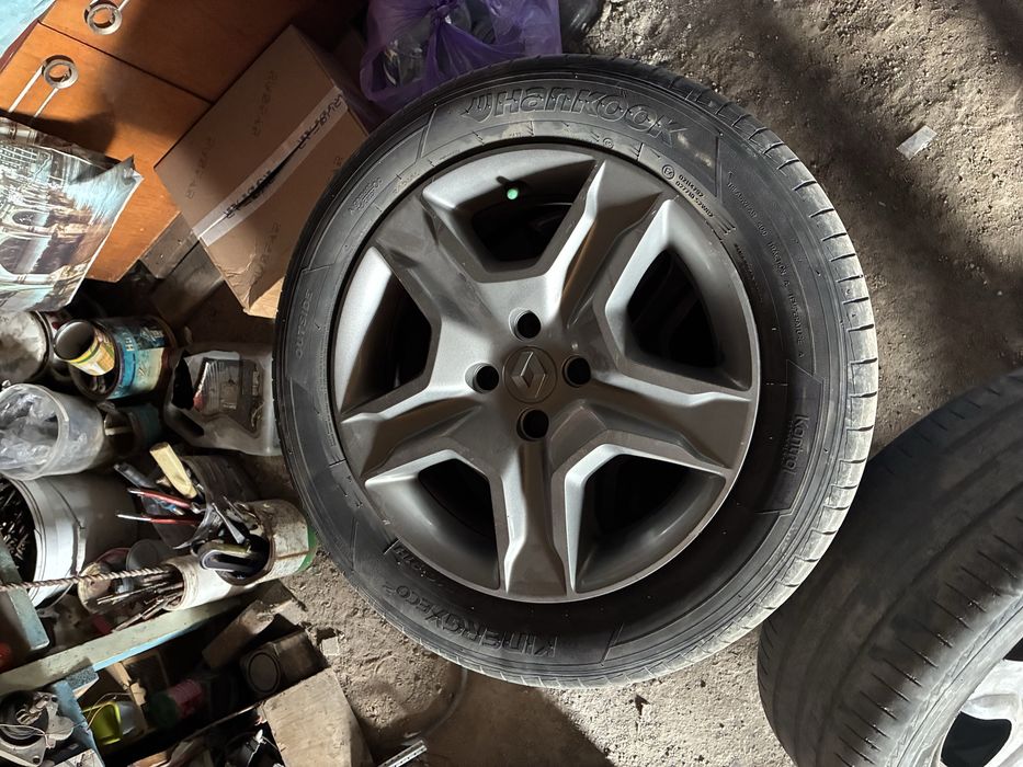 Калпаки  Renault Sandero R16