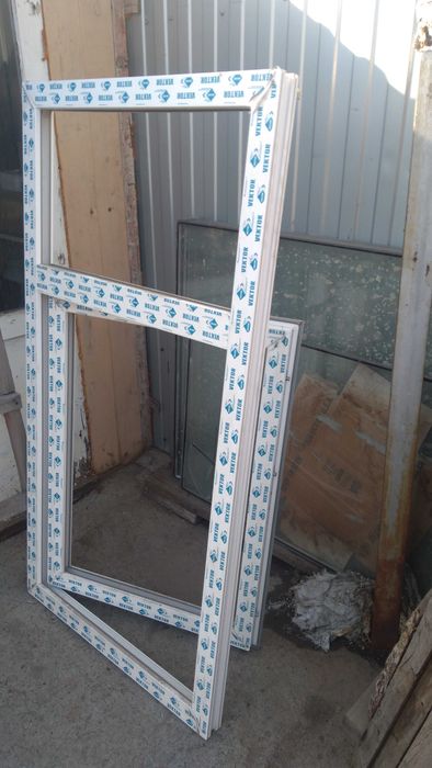 Окно пластиковое