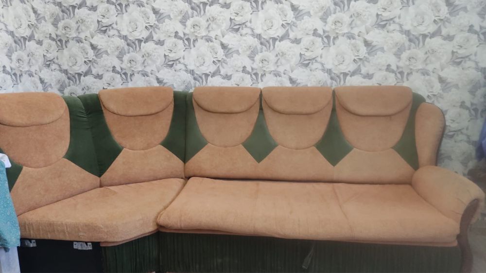 Продам    диван.