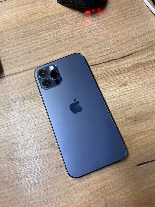 Iphone 12 pro .  128GB