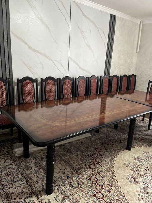 Стол 4 метра * ширина 1.20 см