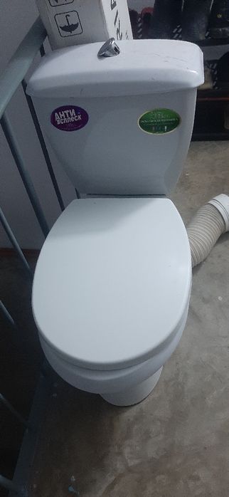 Продам унитаз продам
