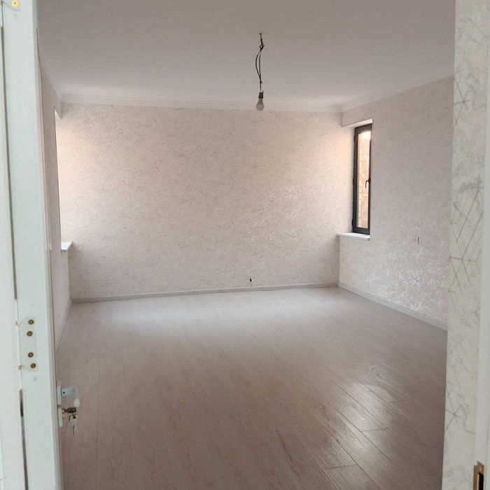 Бунедкор махалла 2,5 сотки  участок Фасад 10 метров на 25 метров