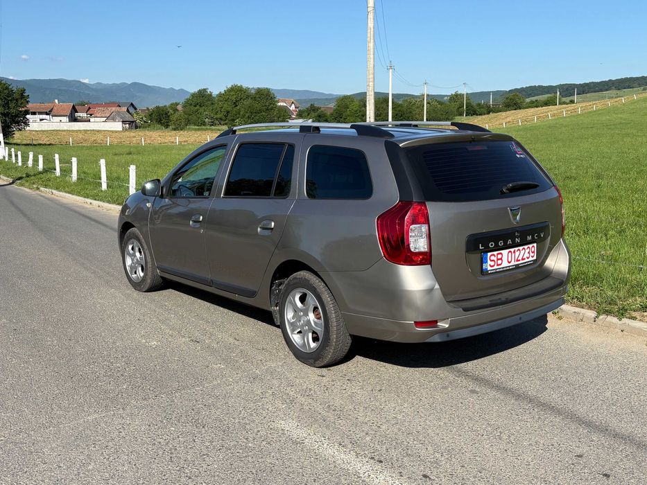 Dacia Logan MCV  Klima  Navi  Euro 5 . R.A.R. Efectuat