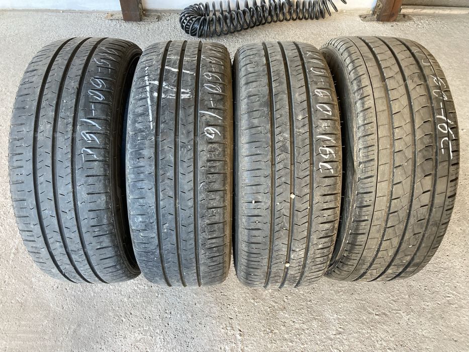 Гуми за бус 215-60-16 C