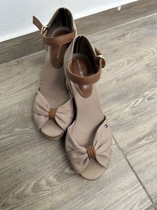 Дамски сандали на платформа Tommy Hilfiger